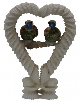 Radhagobinda Handicraft Seashell Love Birds