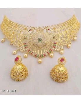 Twinkling fancy jewellery set