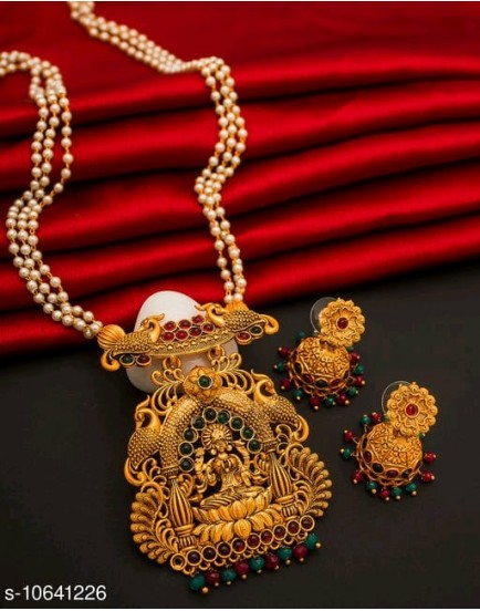 Diya fancy jewellery set