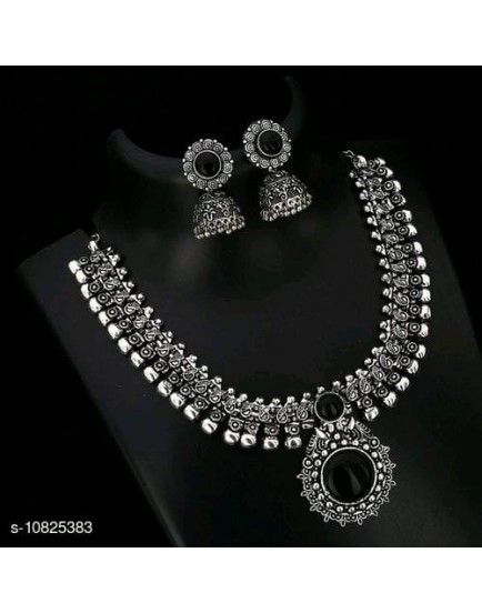 Feminine kohlapur jewellery set