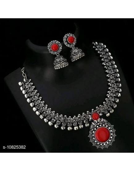 Feminine kohlapur jewellery set